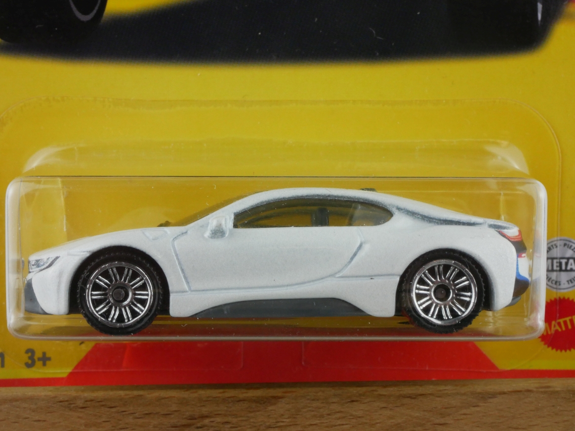# 04 BMW i8 - 12297