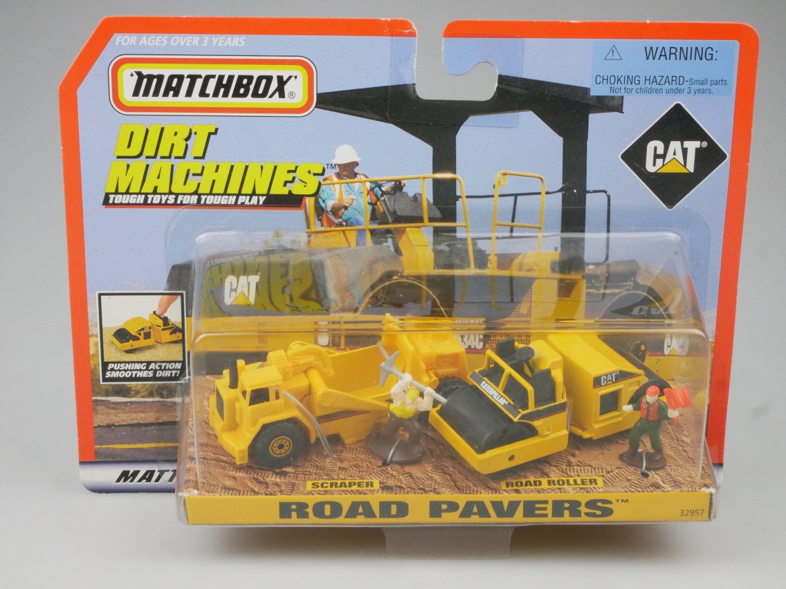 Dirt Machines Caterpillar Set Road Pavers - 19993