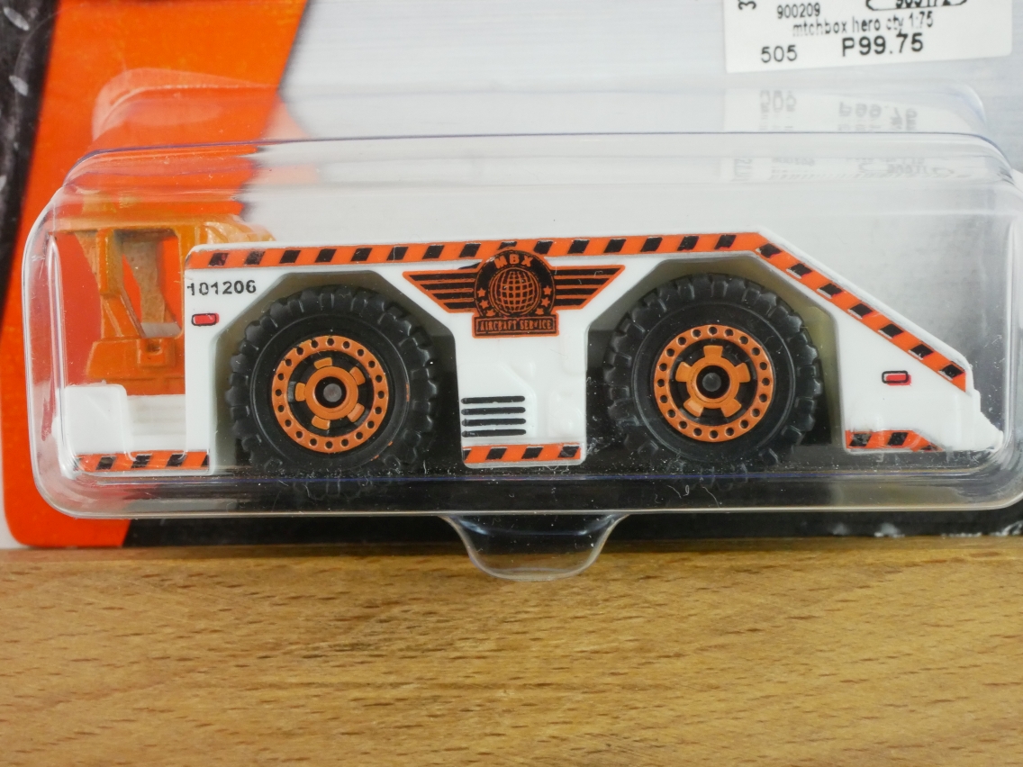 Runway Wrangler - 22819