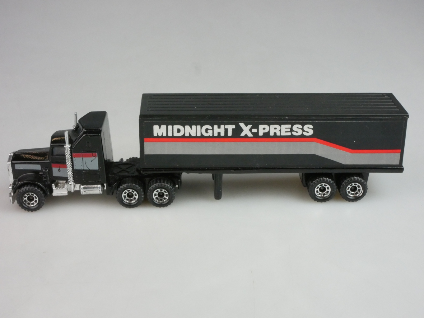 CY-009 Kenworth Conventional Box Truck - 27786