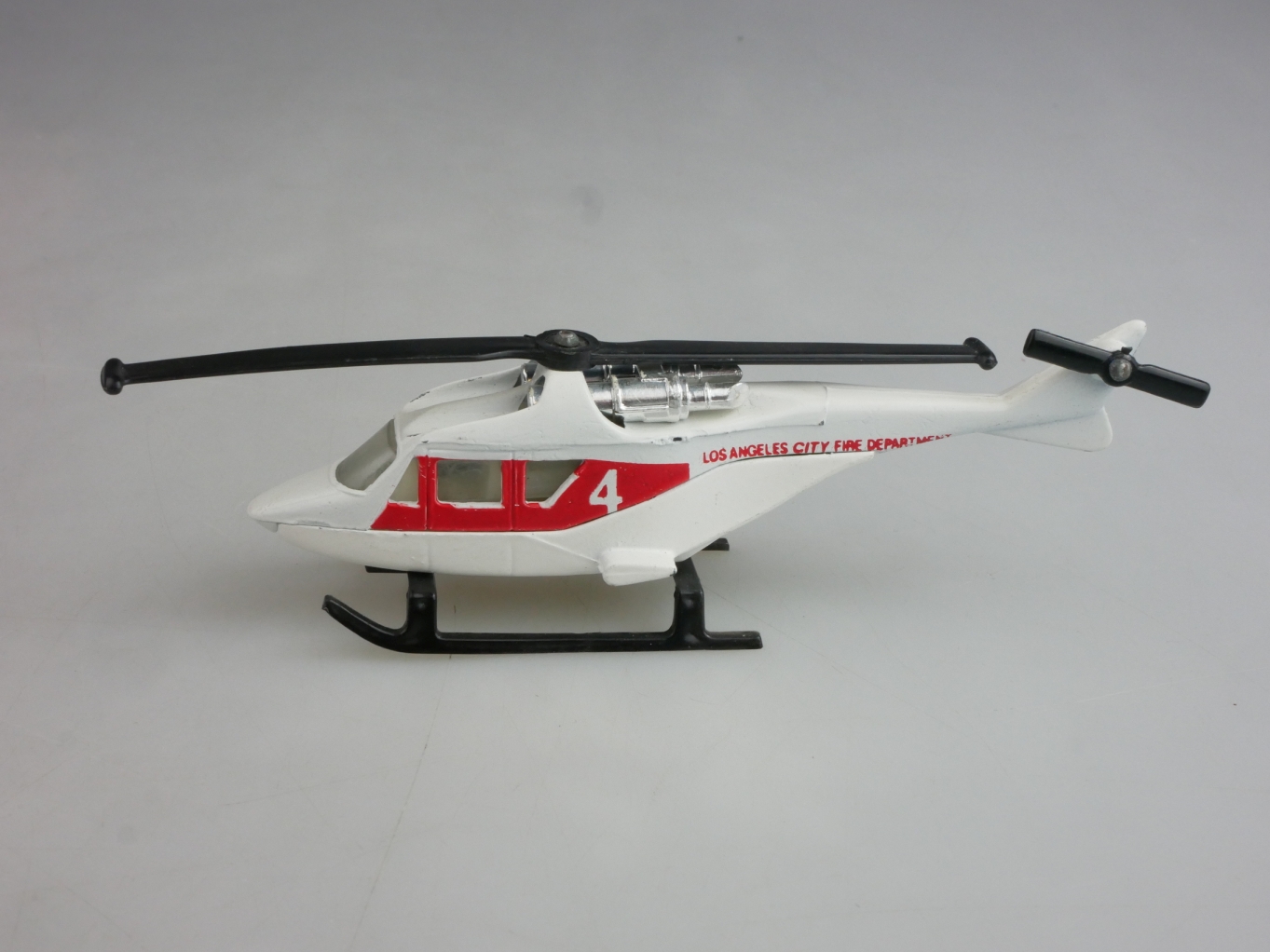 SB-25 Rescue Helicopter - 28720