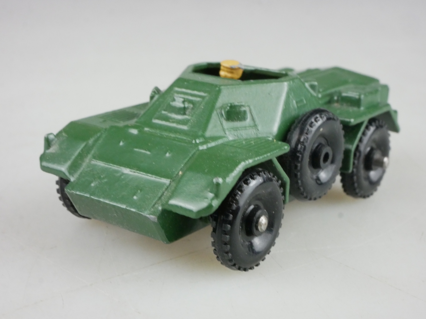61a Ferret Scout Car - 31904 Matchbox Regular Wheels - Picture 2 of 9
