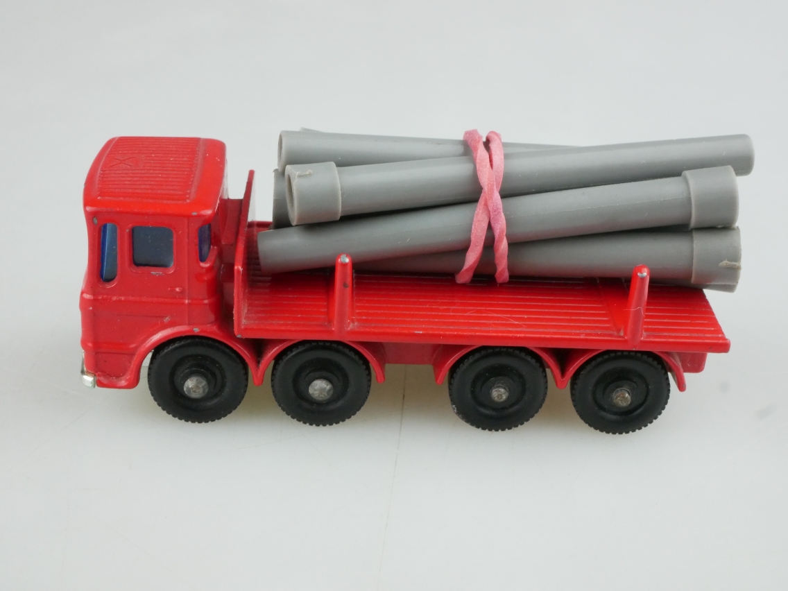 10d Leyland Pipe Truck - 37148