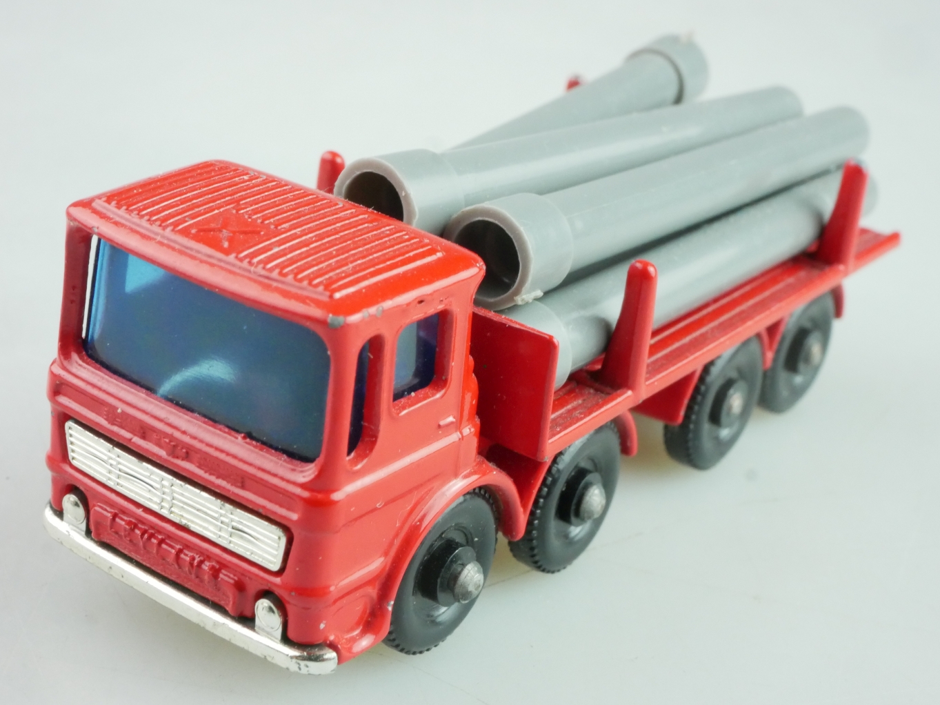 10d Leyland Pipe Truck - 38114