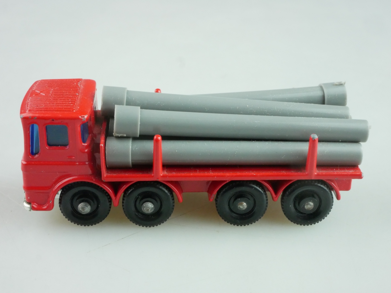 10d Leyland Pipe Truck - 38114