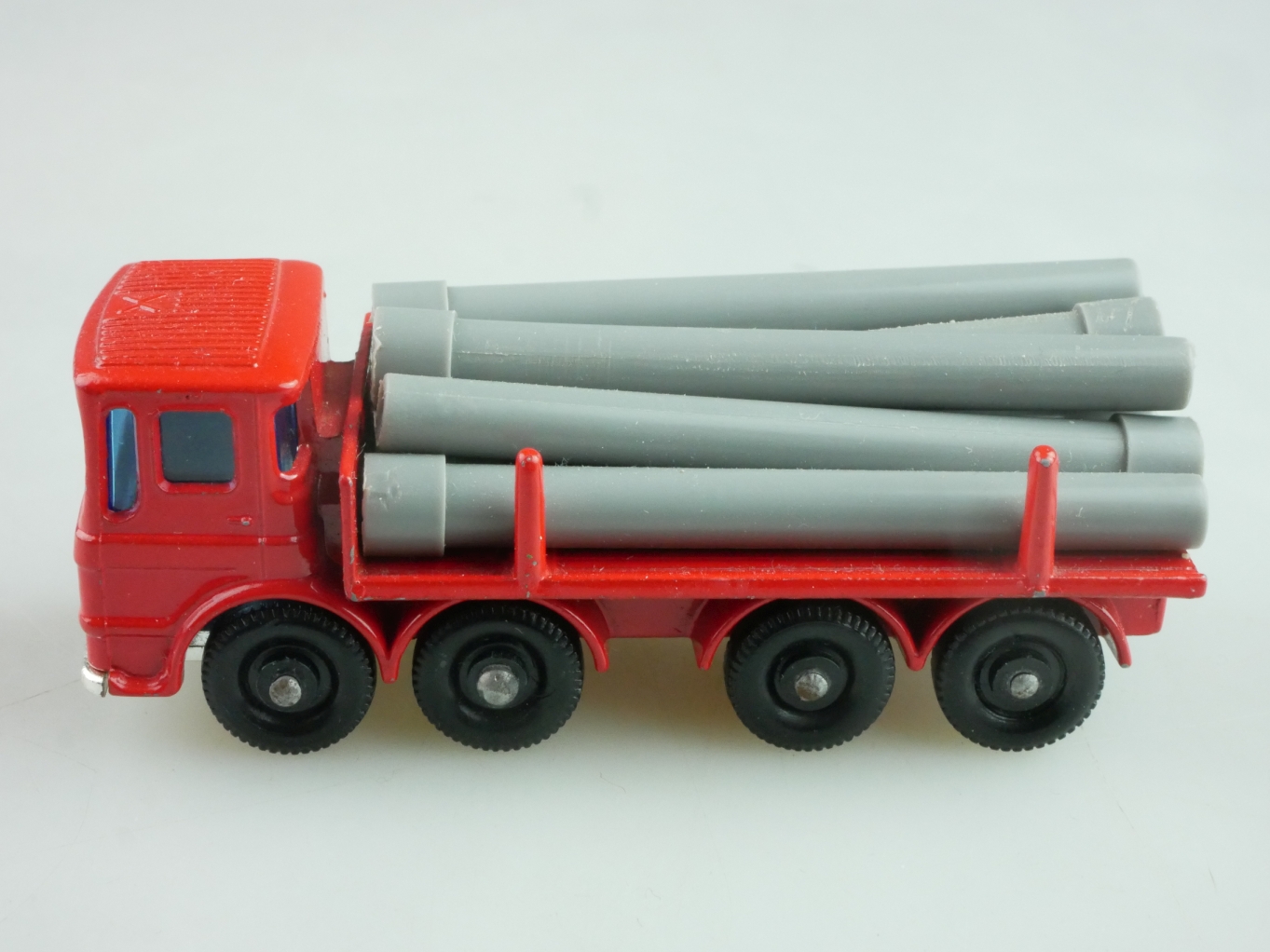 10d Leyland Pipe Truck - 38116
