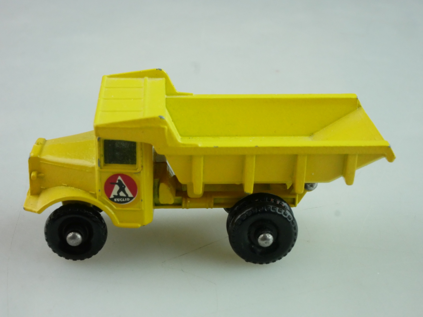 06b Euclid Quarry Truck - 38131