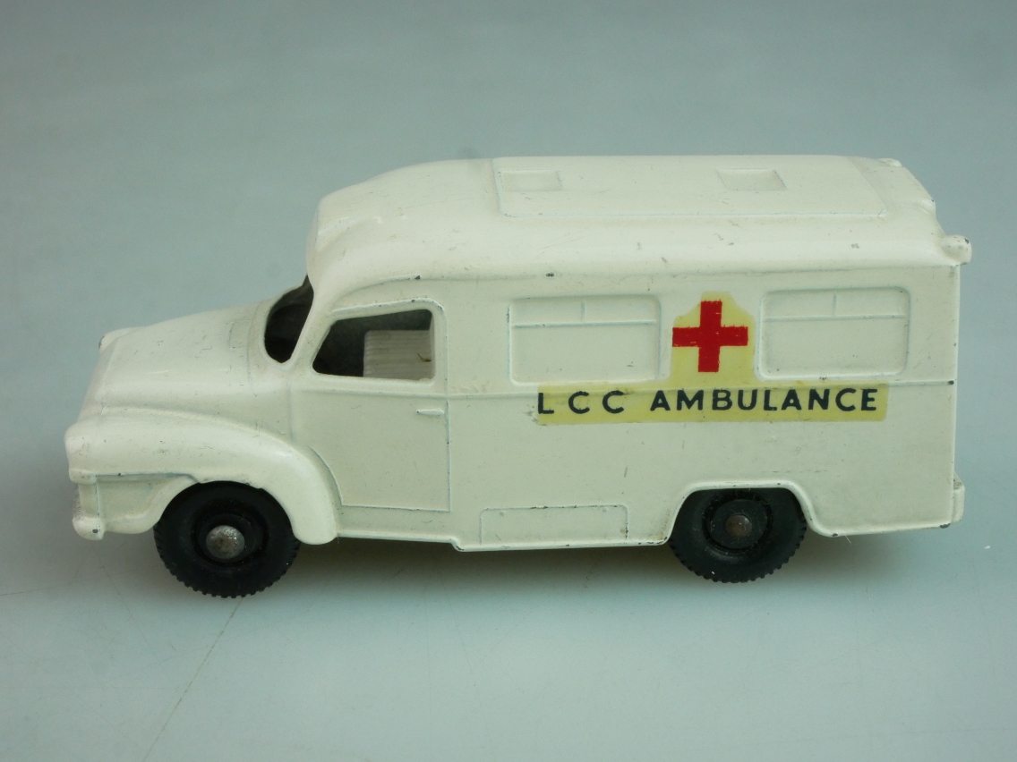 14c Lomas Ambulance - 38239