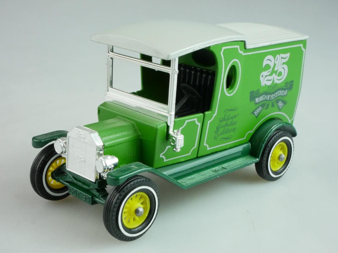 Y-12-3 1912 Ford T Lkw 25 Years Models of Yesteryear - 40607