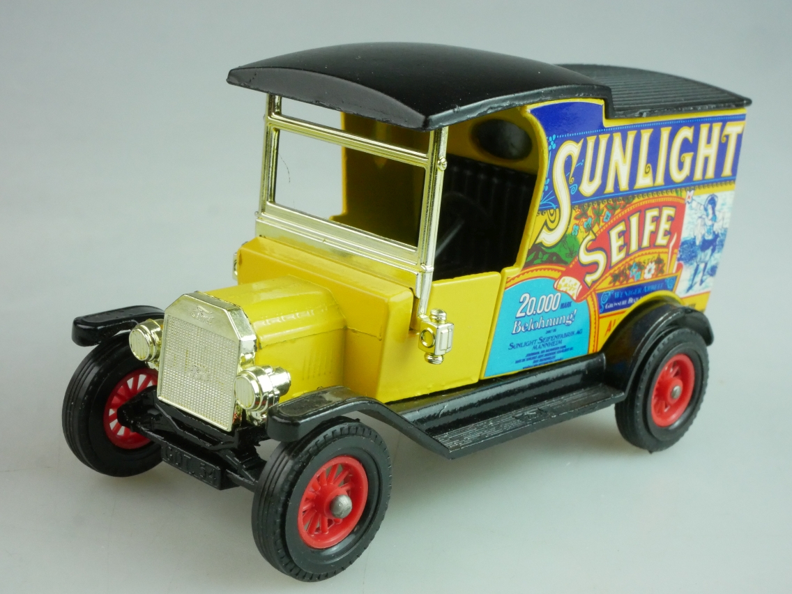 Y-12-3 1912 Ford T Lkw SUNLIGHT - 40677