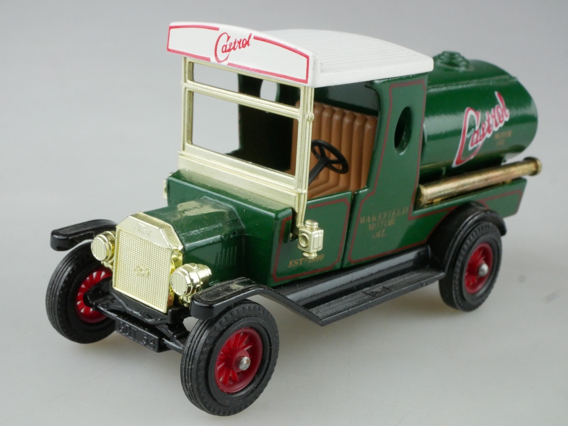 Y-03-4 1912 Ford T Tanker Castrol - 46551