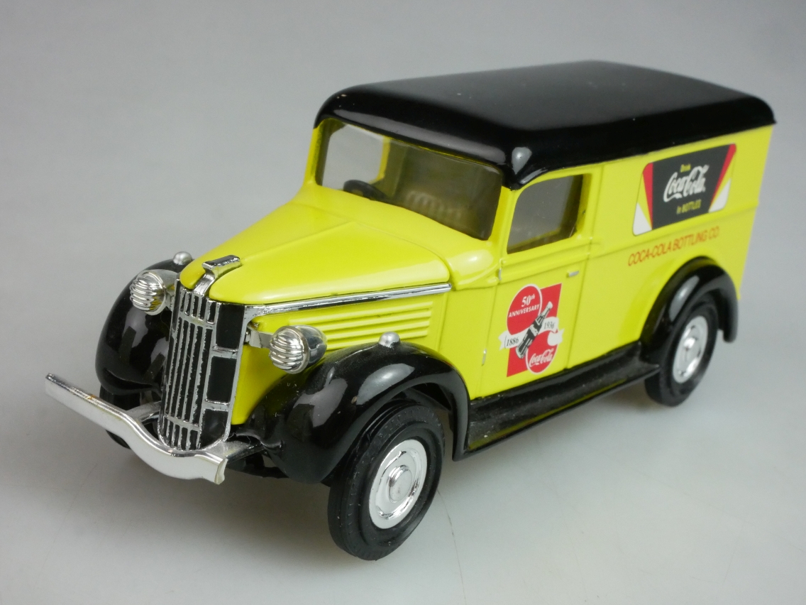 YYM92014 1937 GMC Delivery Truck Coca-Cola - 47009