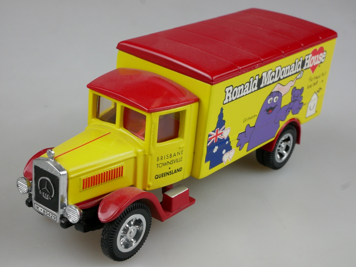 YCH08 1932 Mercedes L5 Lkw Ronald McDonald - 47156