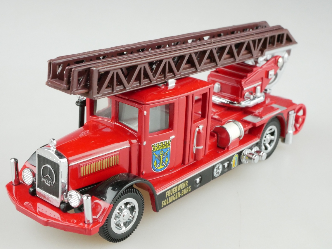 YFE05/SA 1932 Mercedes Feuerwehr Solingen - 47526