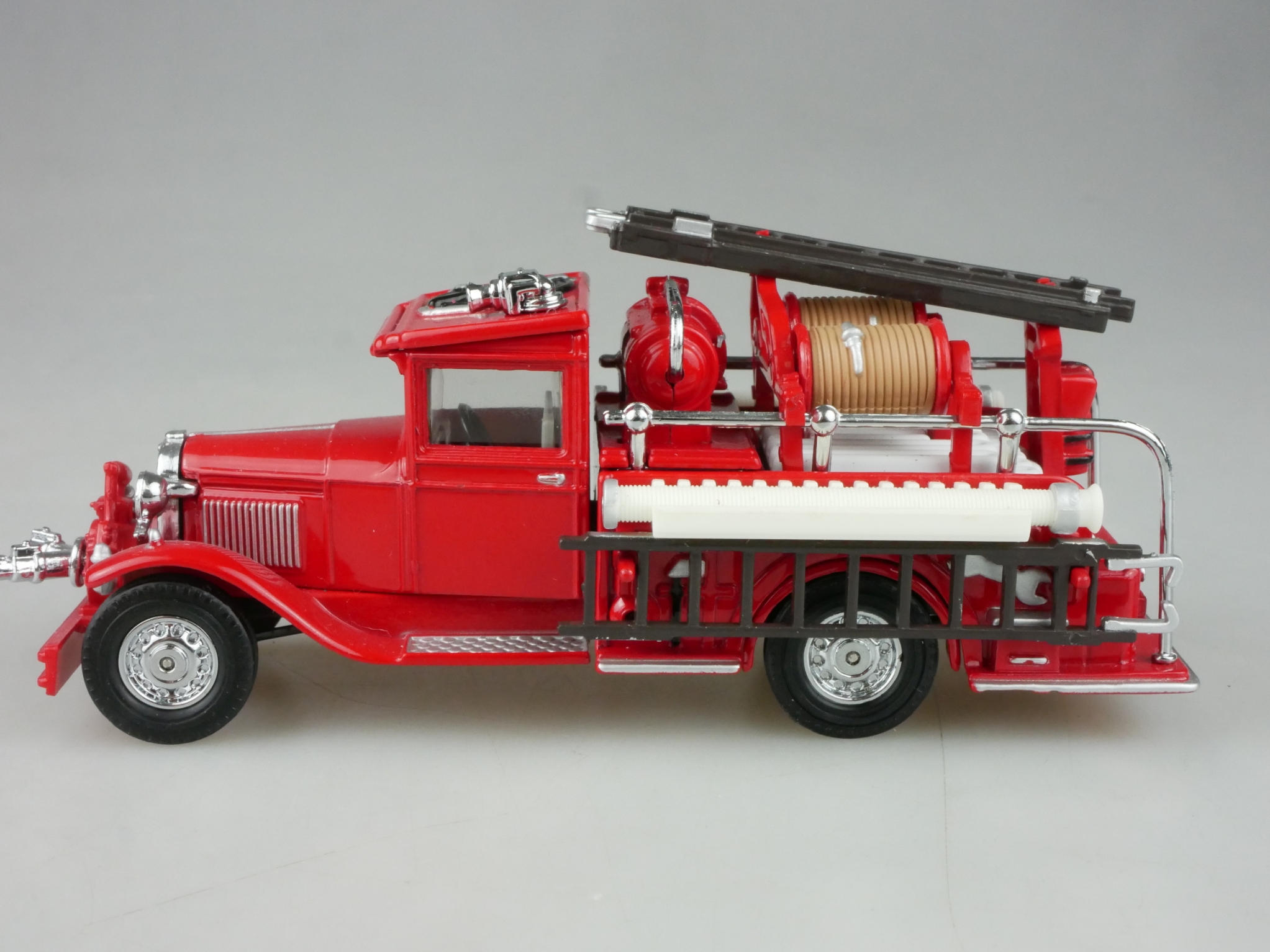 YFE06 1932 Ford AA Feuerwehr - 47889