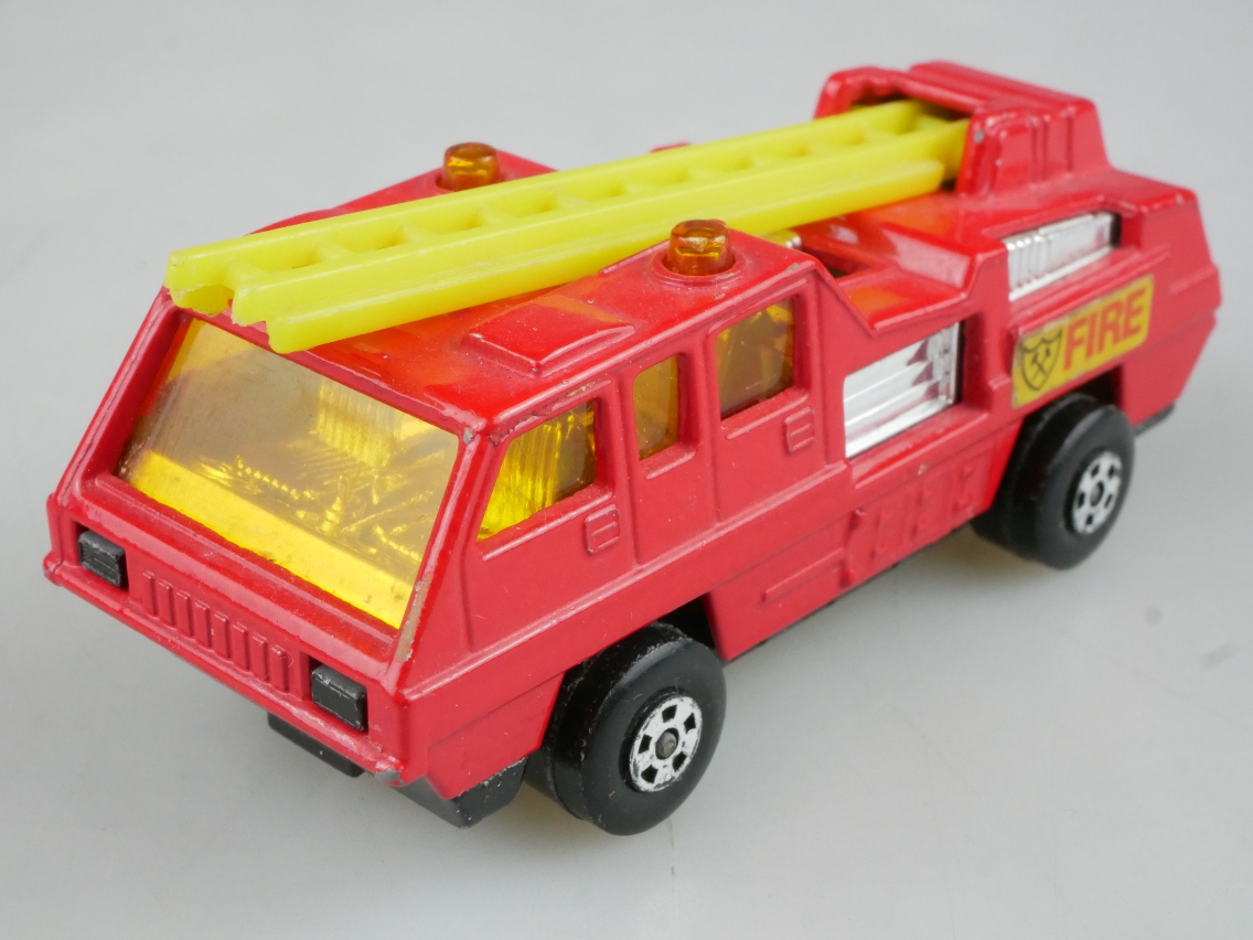 22-C Blaze Buster Fire Engine - 55315