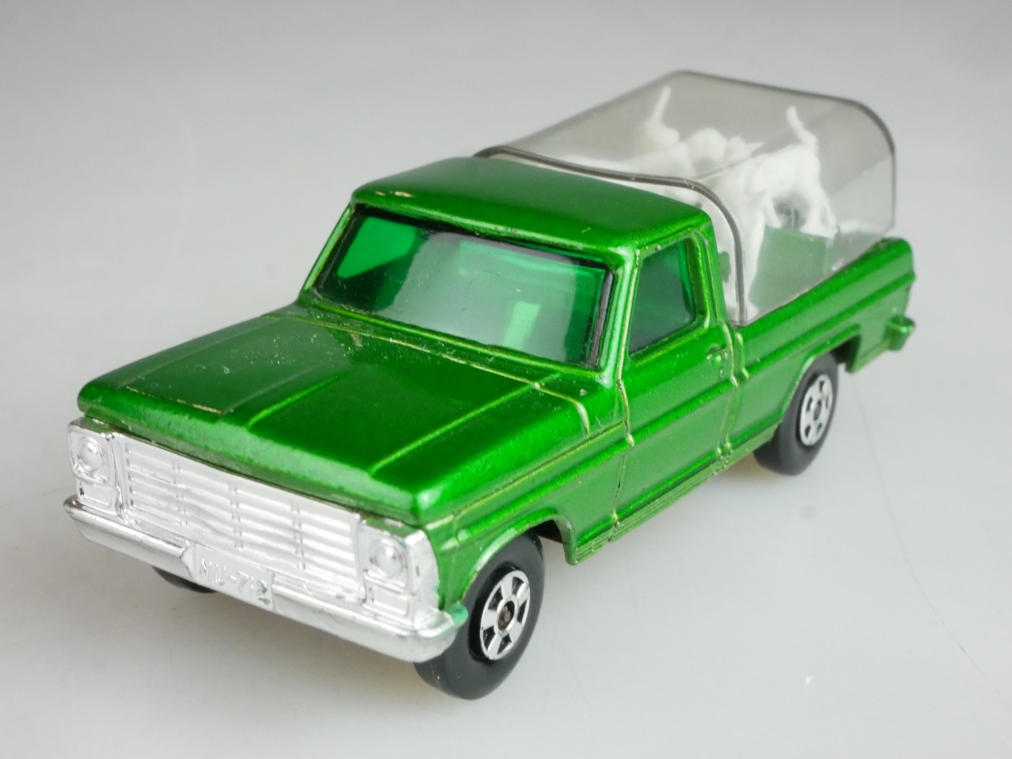 50-A Kennel Truck - 56490
