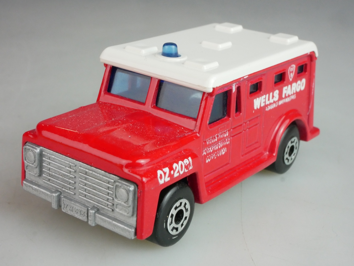 69-C Armored Security Truck WELLS FARGO - 56553
