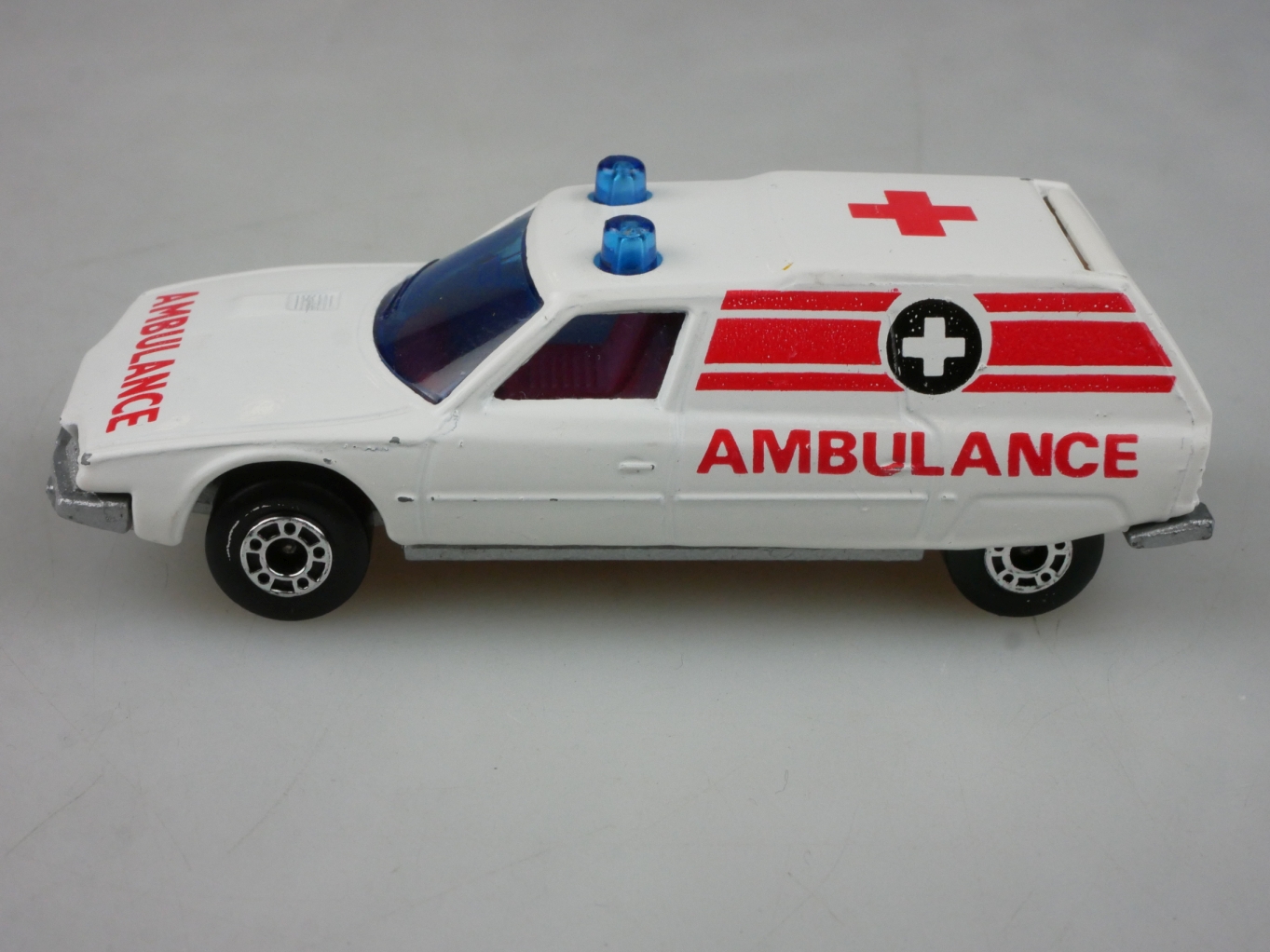 12-D Citroen CX Ambulance - 58852
