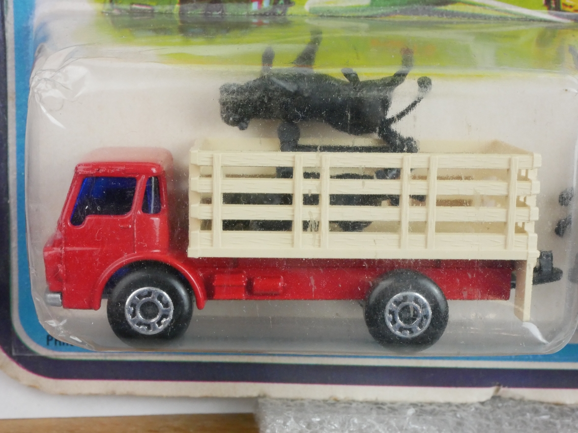TP-019 Cattle Truck & Trailer  - 59004