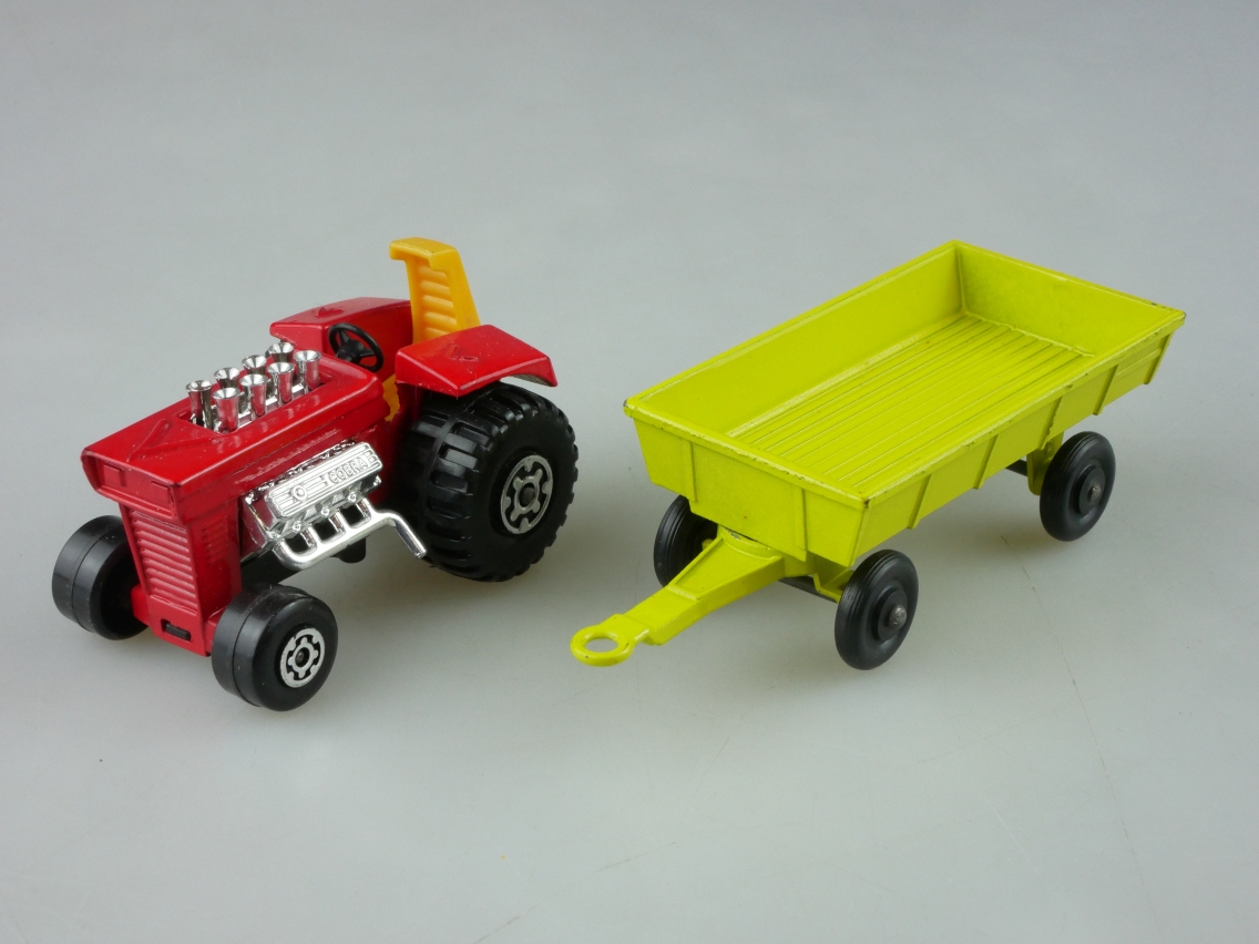 TP-002A Mod Tractor & Hay Trailer - 59078