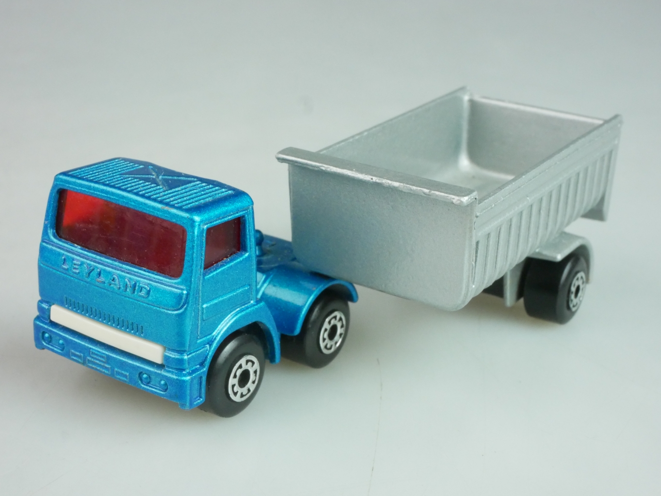 30-D Leyland Articulated Truck - 59914