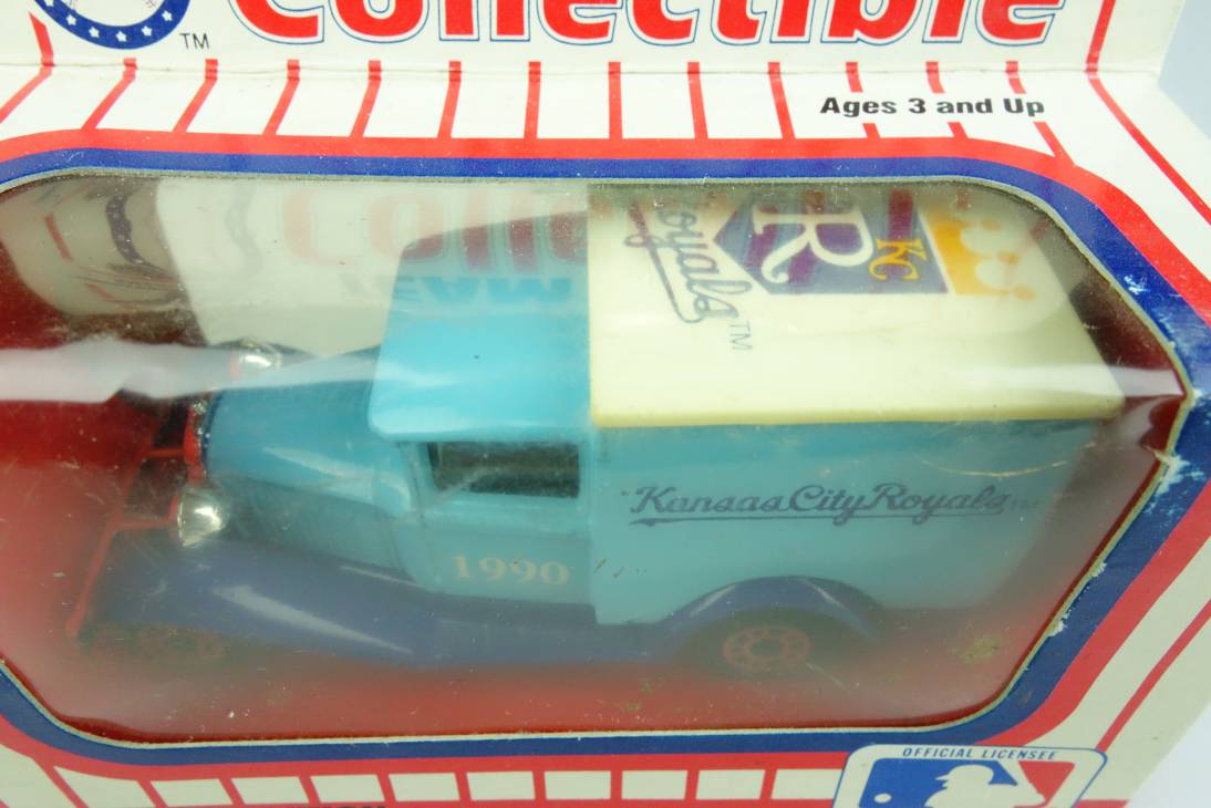 Ford Model 'A' Van (38-E/76-C) MLB 90-07 Kansas City Royals - 64643