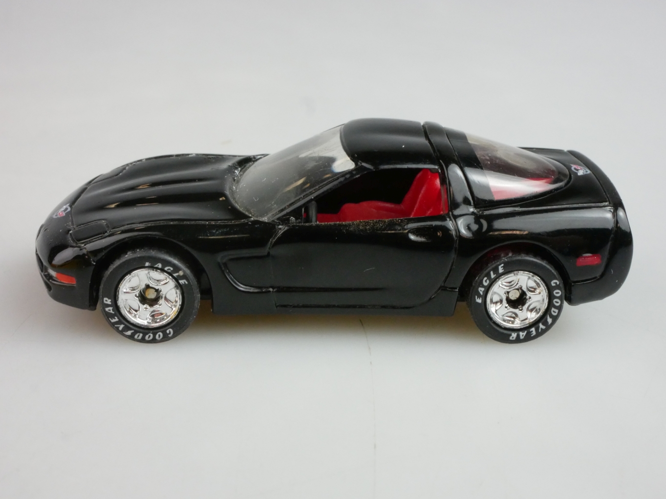 1997 Corvette (04-F) - 96664