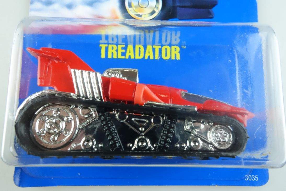 Treadator Hot Wheels Mattel 3035 Malaysia mint blue card MOC 1:64 104539
