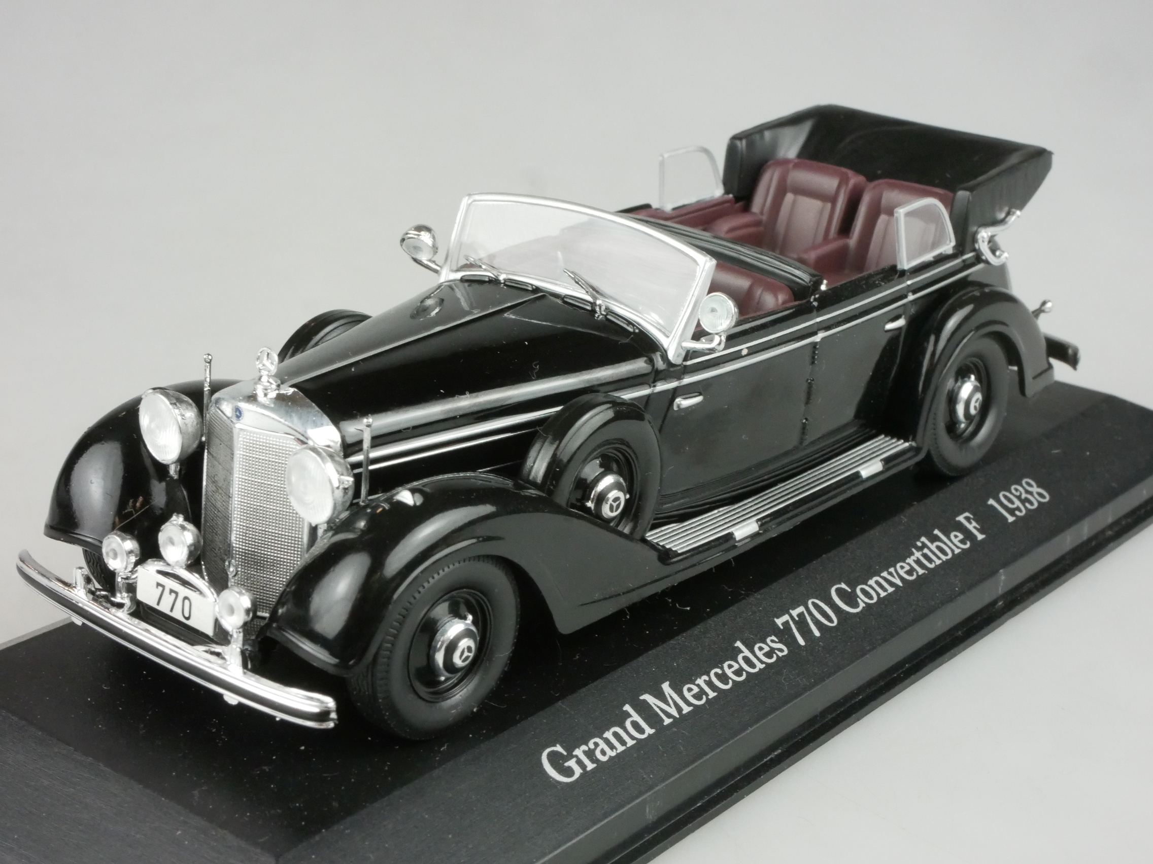 Grand Mercedes 770 Convertible F W150 1938 De Agostini 143 Vitrine 126279 9777